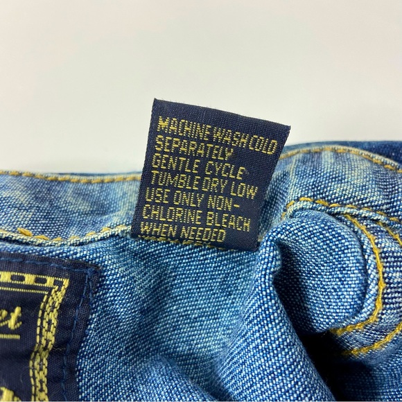 Andrew & Company Womens Denim Jacket Size L Always Andrew The Essential Jacket - Picture 3 of 7